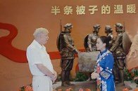 见证一场对“人民”的深情告白，在沙洲村，亲历“半条被子”的温暖_腾讯新闻