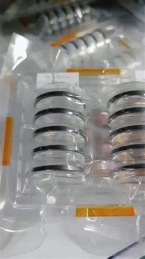 37 reactions | LIGHT LENS LAB 工場で技術交流をしていたときの話──...