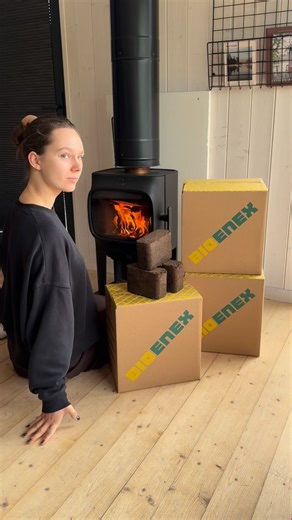 Les Briquettes de nuit EmberGlow deviennent rapidement l’un des produits préférés de nos clients. Elles permettent de réduire la consommation globale de bois de chauffage et de réaliser des économies sur le chauffage, tout en offrant une chaleur régulière et durable. 🔥🔥🔥 | Bioenex France