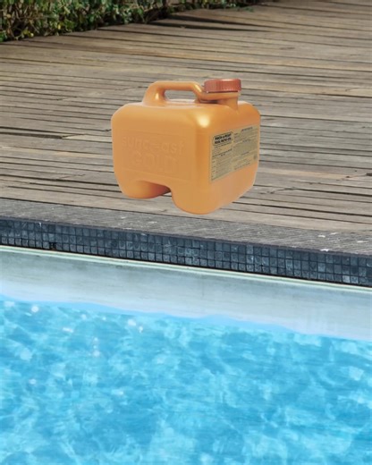 💧Why Suncoast Gold Liquid Chlorine Beats Powdered Shock💧 ✔ Fast-acting & evenly distributed ✔ No cloudy water or scale buildup ✔ Safe for all pool surfaces ✔ Ready to use — no mixing, no mess Get cleaner, clearer water with less hassle. Go for the gold with Suncoast Gold Liquid Chlorine! 🥇 https://pinchapenny.com/shop/suncoast-bleach-bundle.html | Pinch A Penny Pool Patio Spa