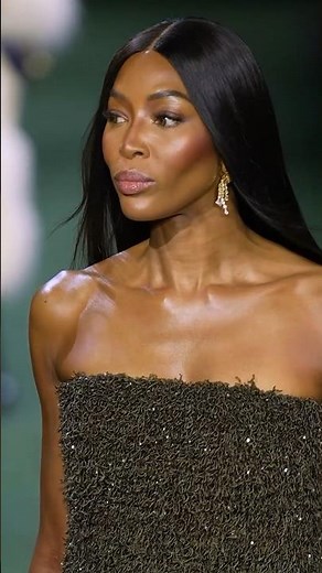Naomi Campbell, 53, dazzles on a runway at London Fashion Week | HELLO!