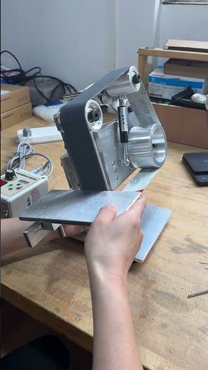 New frame scratch polishing machine#frame #scratches