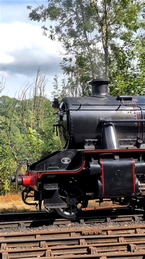 🚂 LMS Mogul Pulls Away From Highley #railway #trains #shorts