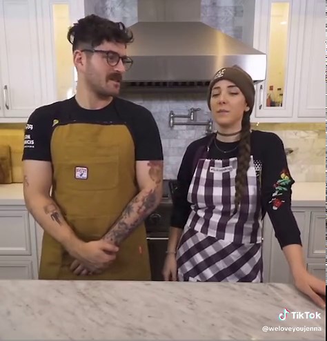 MeUndies Review by Jenna Marbles and Julien Solomita