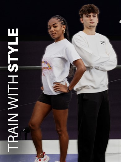 Some fencers ease into the session with a long progressive warm up. Others go straight into something shorter and more intense to switch on quickly. Different rhythms, different habits, same goal, feeling ready to move well and train right. Whatever your way of training, Azza Fencing activewear is here to follow it. Comfortable, breathable, and made to support your movement from first steps to full intensity. Discover the range 👉 https://www.azzafencing.com/collections/collection-sportswear-tou