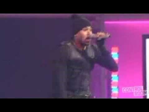 Chris Brown - Gimme That Live In Nashville