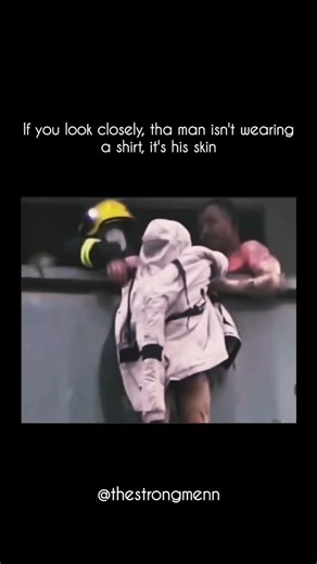 The Strong Men on Instagram: "In an unfortunate event, where the building caught fire and there seemed no escape, the man didn't lose hope. He held his wife at a safe distance from the fire, while his body was burning down. He held onto her with every last bit of adrenaline until rescue arrived. Sadly, he succumbed to his injuries a few days later 🪦 . #men"