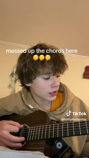 Good Riddance (Time of your life) voice is ahh #greenday #beginner #guitar #acoustic #nimrod #peak #fire