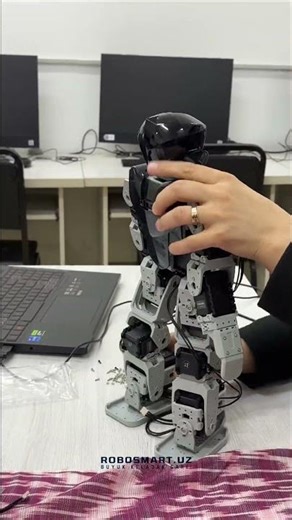 Bioloid tana qismini yig`ish