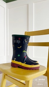 With our spellbinding wellies, your little one will feel like they’re making a splash in the wizarding world™ Shop Here > https://shorturl.at/cfnvZ #HarryPotter © & ™ WBEI. Publishing Rights © JKR. (s23) | Joules
