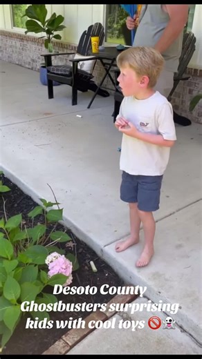 Desoto county ghostbusters doing suprise visits #ghostbusters #fyp #art #fun