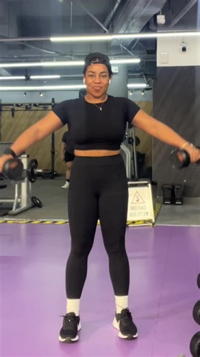 All I want for Christmas is a toned body!!! 🤭🙏🏽🔥 #fyp #foryou #weightloss #workout #carnivorediet