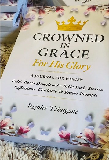 Get yourself this journal for building your faith with God, whether you are in a waiting season or walking in answered prayers, this journal will help you stay rooted in God’s promises, reflect, grow , and draw closer to Him day by day Your faith journey deserves to be written.Start today #Faithjournal #christianjournal #Writeyourfaith #growwithgod #faithoverfear