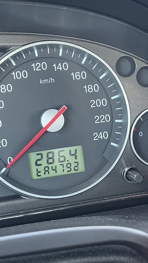 Fast 5000 RPM Ford Mondeo MK3 Performance