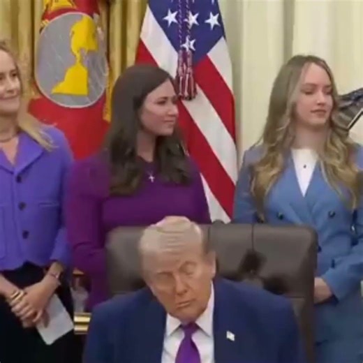 Dementia Don Cannot Stay Awake During Presser