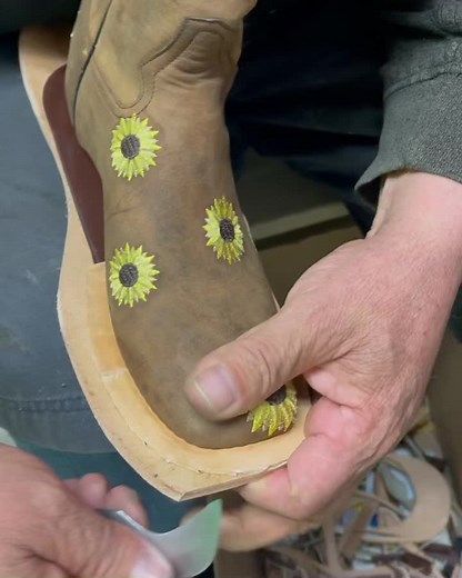 Soo satisfying 😳😆#boltsboots #fyp #foryoupage #satisfying