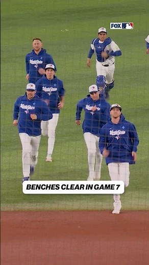 Things got HEATED between Blue Jays and Dodgers 😬 #worldseries #mlb #benchesclear