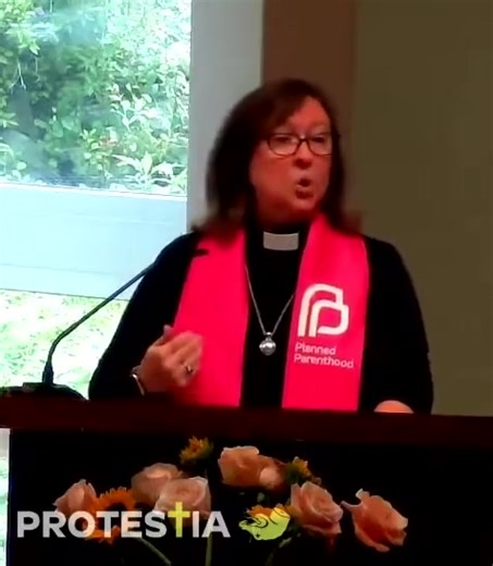 Female ‘Pastor’ wearing a Planned Parenthood scarf praises ABORTION, after aborting two of her own babies. “I felt God’s prescence with me as I made the decision to end two pregnancies. And I felt no guilt, no shame, no sin.” | Protestia