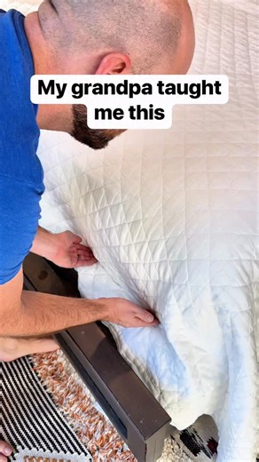 Liz Richards | Daily Original Vids on Instagram: "Proper way to make a bed 🛏️ #bedding #bed #quilt #cleanhome"
