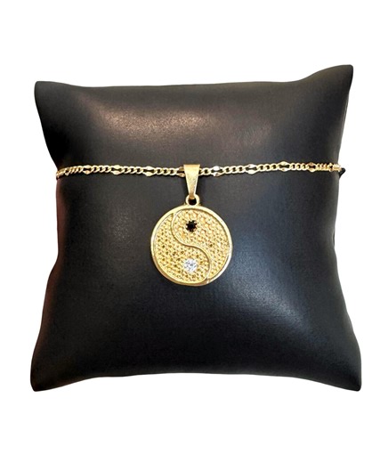 Gold Filled Yin Yang Coin Medallion Necklace, Chinese Taoism Necklace, Balance and Harmony Pendant, Spiritual Jewelry - Etsy