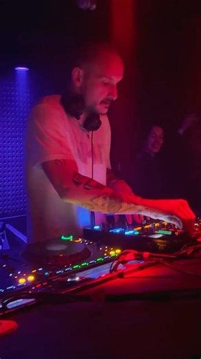 “Yeah I Know” George Daniel DH2 New York DJ Set