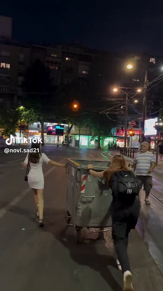 Beograd 29.6. Video:gavriloandric https://www.instagram.com/gavriloandric?igsh=MTlkZ2d0eG01eDl0eQ==