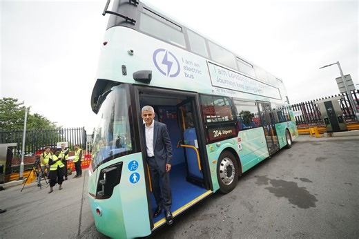 'You don’t plug an electric bus into a 13amp socket' - bus chief says Sadiq Khan plan is impossible by 2030