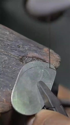 Crafting a Stunning 6 Carat Real Diamond Ring