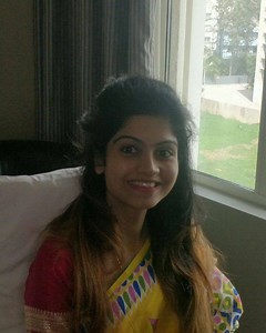 Beautiful Bengali bride from Kolkata 💖💖 Bridalmakeup #beautifulsmile #weddingmakeup #indianbride #makeupwakeup #loveformakeup #passion #traditionallook #makeupandhairstylebyme #bangaloreartist #makeupartist #parulkhattar | Parul Khattar Makeup Artist