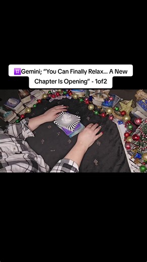 Gemini Tarot Reading: Embrace Your New Chapter Ahead