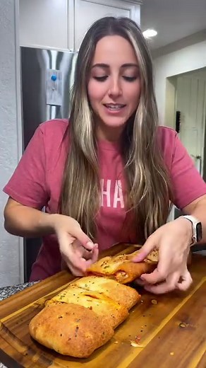Whipping up a delicious Stromboli in under 30 minutes – because who has time for complicated dinners? 🍽️ Quick, easy, and oh-so-tasty!😋 #stromboli #pillsbury #recipe #easyrecipe #easydinner #30minutemeals | Girl Gone Grilling