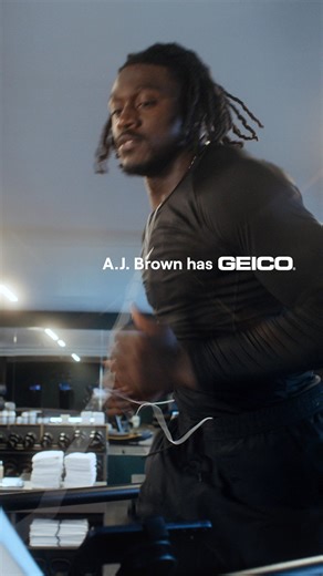 If 24/7 claims support doesn’t get you pumped up, we don’t know what will 💪😤 | GEICO