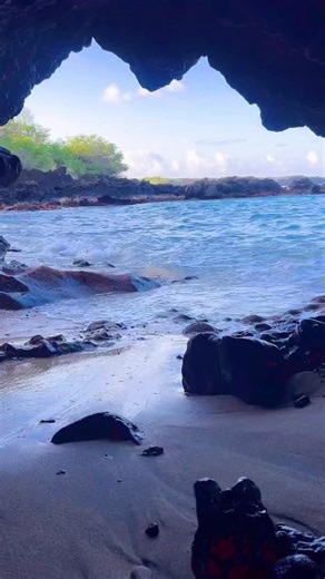 Sharing this beautiful Maui scenery brought to us by @mauimorning 🩵 (Mahalo to you Gail) #maui #mauilife | A Maui Blog