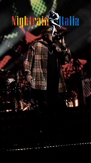 AXL ROSE 🤘 Yokohama arena 5/5/ 2025 #GnFnR #GNR #axlrose | Guns n' f 'n Roses.It - Nightrain Italia Fanpage