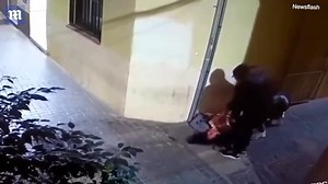 Female tourist choked until she passes out in Malaga by male mugger
