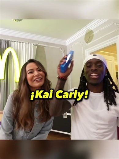 Kai Carly: Probando comida divertida y locuras