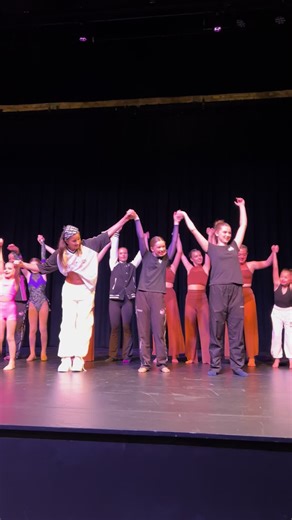 Community 🫶 #showcase #dancer #danceschool #fyp #tutudancecompany #dance #dancing #foryoupage #viral #blowup