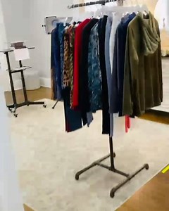 Can’t wait for 1pm ET today on QVC 2 with Terri Conn QVC for a FULL HOUR of Belle by Kim Gravel with some sale prices and some NEW STYLES. 🎄 #bellebykimgravel #qvcstyle #believeinyourownbeauty | Kim Gravel