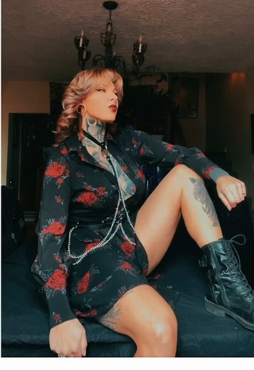 Embrace 80s Fashion: Style and Trends You Need