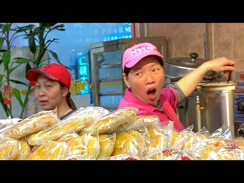 White Guys Buy Stuff Together in Perfect Chinese, Shock Locals