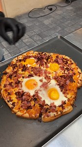 1.5M views · 8.4K reactions | Breakfast Pizza! Who says pizza isn’t for mornings?  | Chefclub New Zealand | Facebook