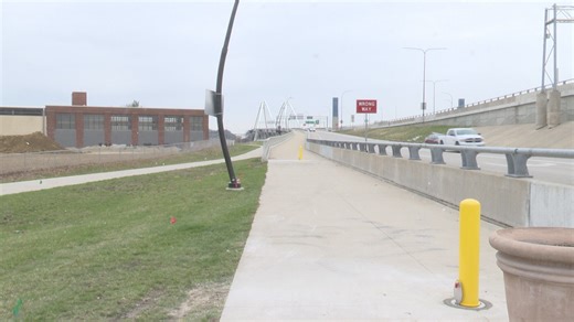 I-74 bridge pedestrian trail to close overnight