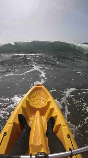 Surfing waves, practicing rescues, learning and having a lot of FUN on the kayaking course 🚣‍♂️🏄 #kayaking #azores #oceankayak #ocean | FUN Activities Azores Adventure