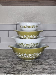 Vintage Pyrex Spring Blossom Nesting Bowl Set: 1970s Kitchen Decor - Etsy