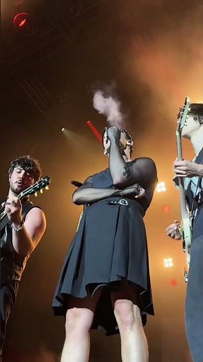 thankyou for joining us on stage šimon, yer a rockstar 🖤☠️🖤