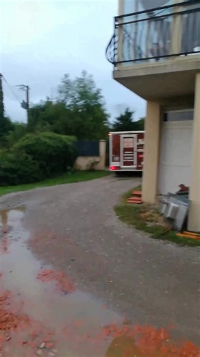 Bonjour Première tournée pour le nouveau camion🚚🚚 Laroulottedessavurs.com | La Roulotte des Saveurs épicerie itinérante