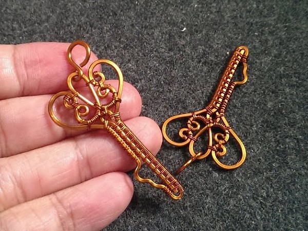 Wire key pendant from copper - Wire wrapping ideas 65