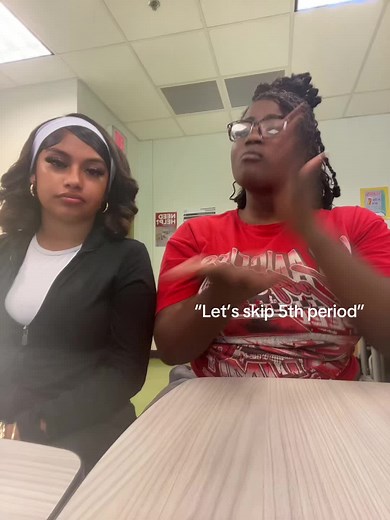 Eve&Belle (@evebelle3)’s video of period