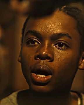 Raconte l'histoire de la série Charm city king