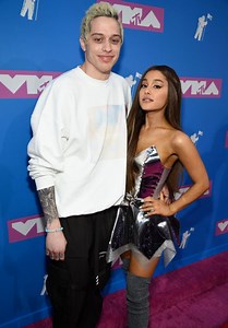 Ariana Grande – 2018 MTV Video Music Awards • CelebMafia